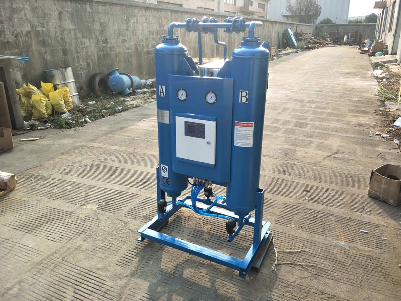 吸附干燥機(jī)相比冷凍式干燥機(jī)有哪些特點(diǎn)?