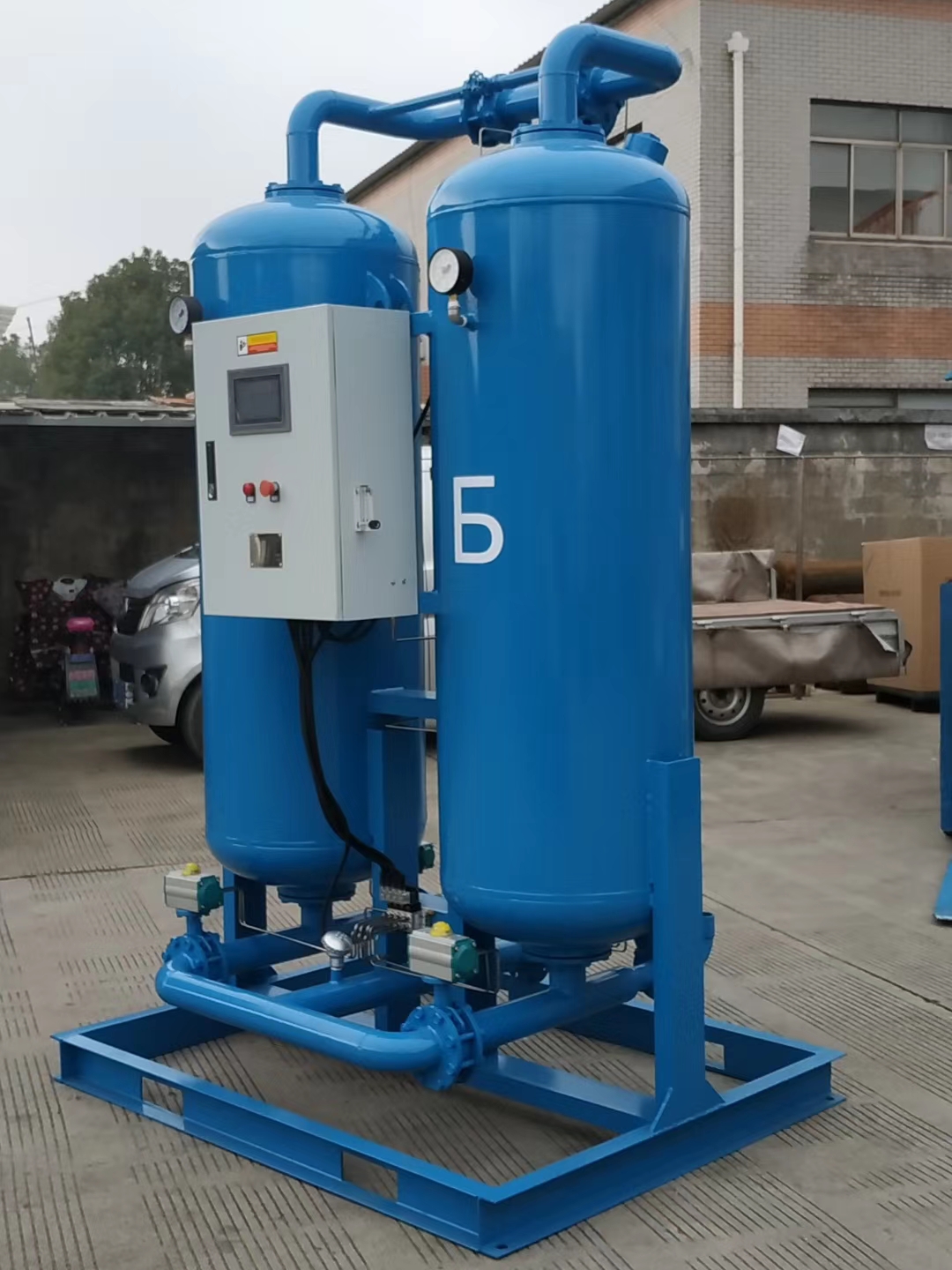 吸附式干燥機氧化鋁多久更換一次?